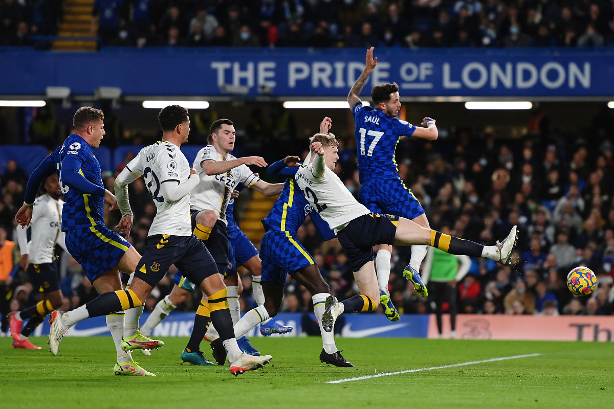 切尔西轻松击败对手，实现三连胜