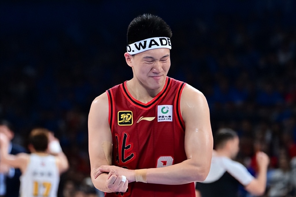 北京首钢队客场逆转,继续保持胜率领先 北京首钢队客场逆转,继续保持胜率领先